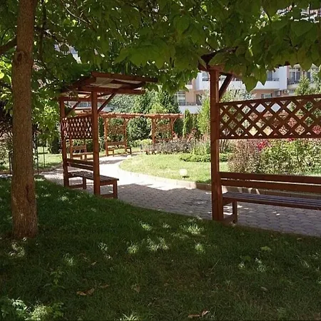 Grand Kamelia Apartment